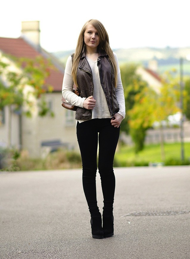 black-skinny-jeans