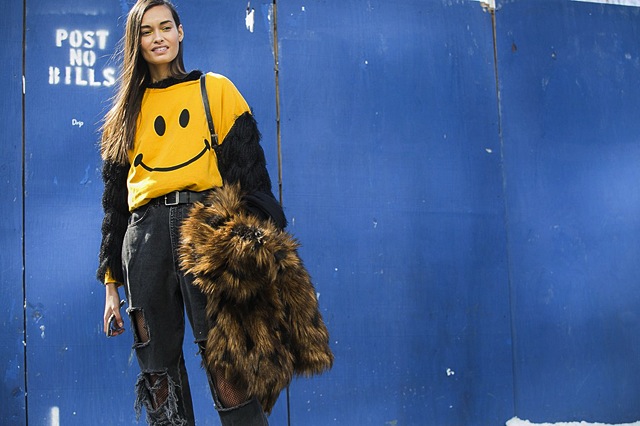 new-york-fashion-week-street-style-denim-jeans-12