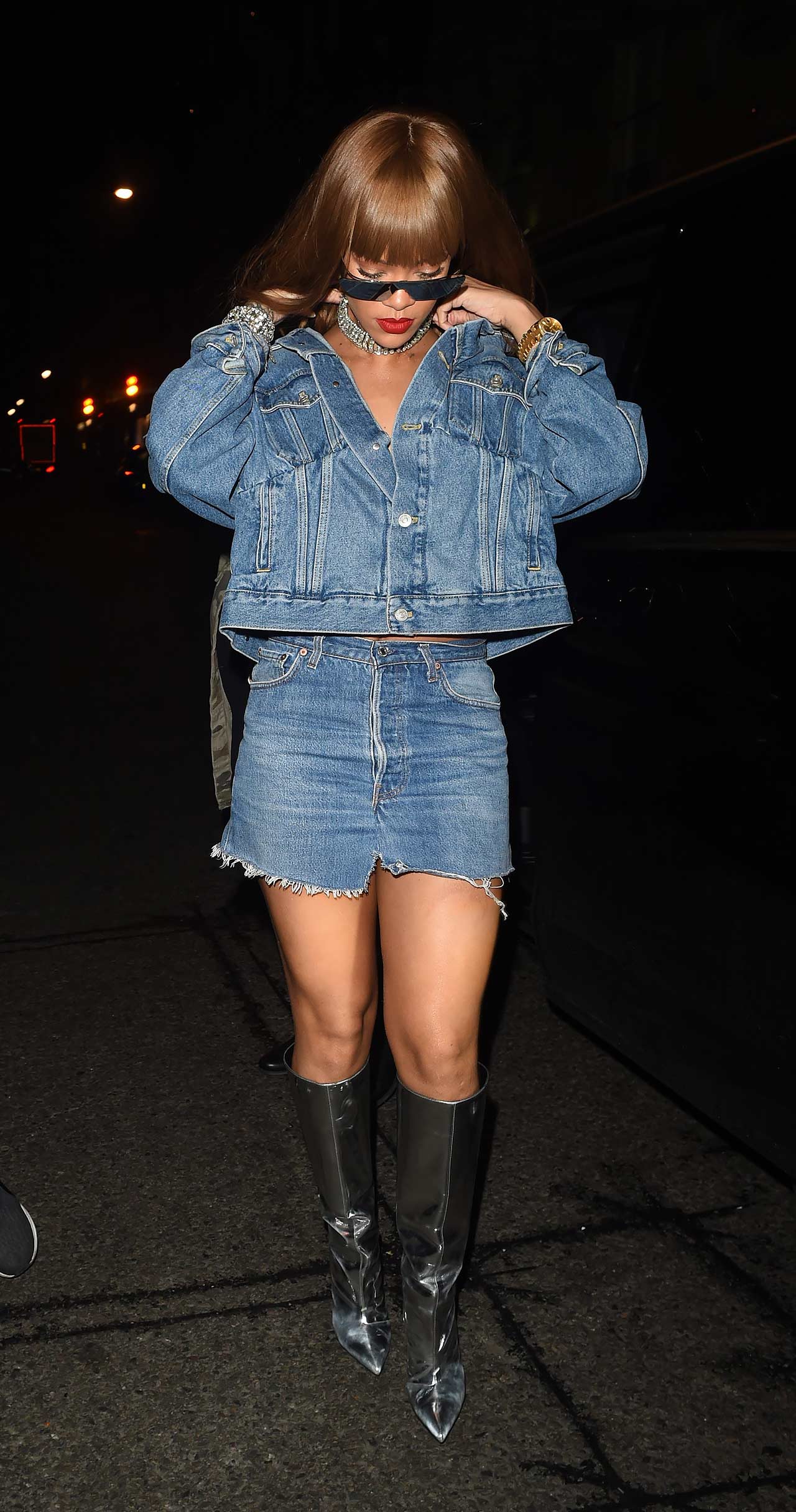 rihanna-levis-denim-skirt-jacket-silver-boots