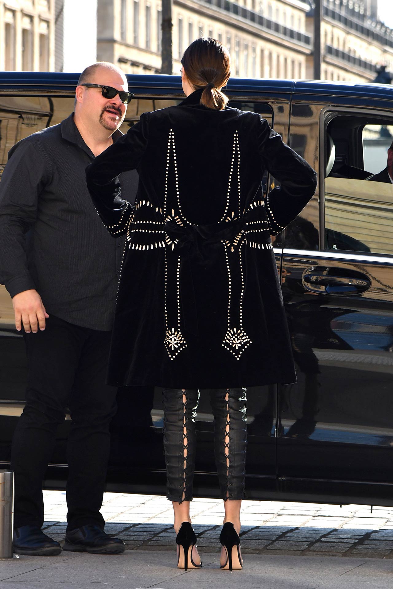 miranda-kerr-unravel-leather-pants-2