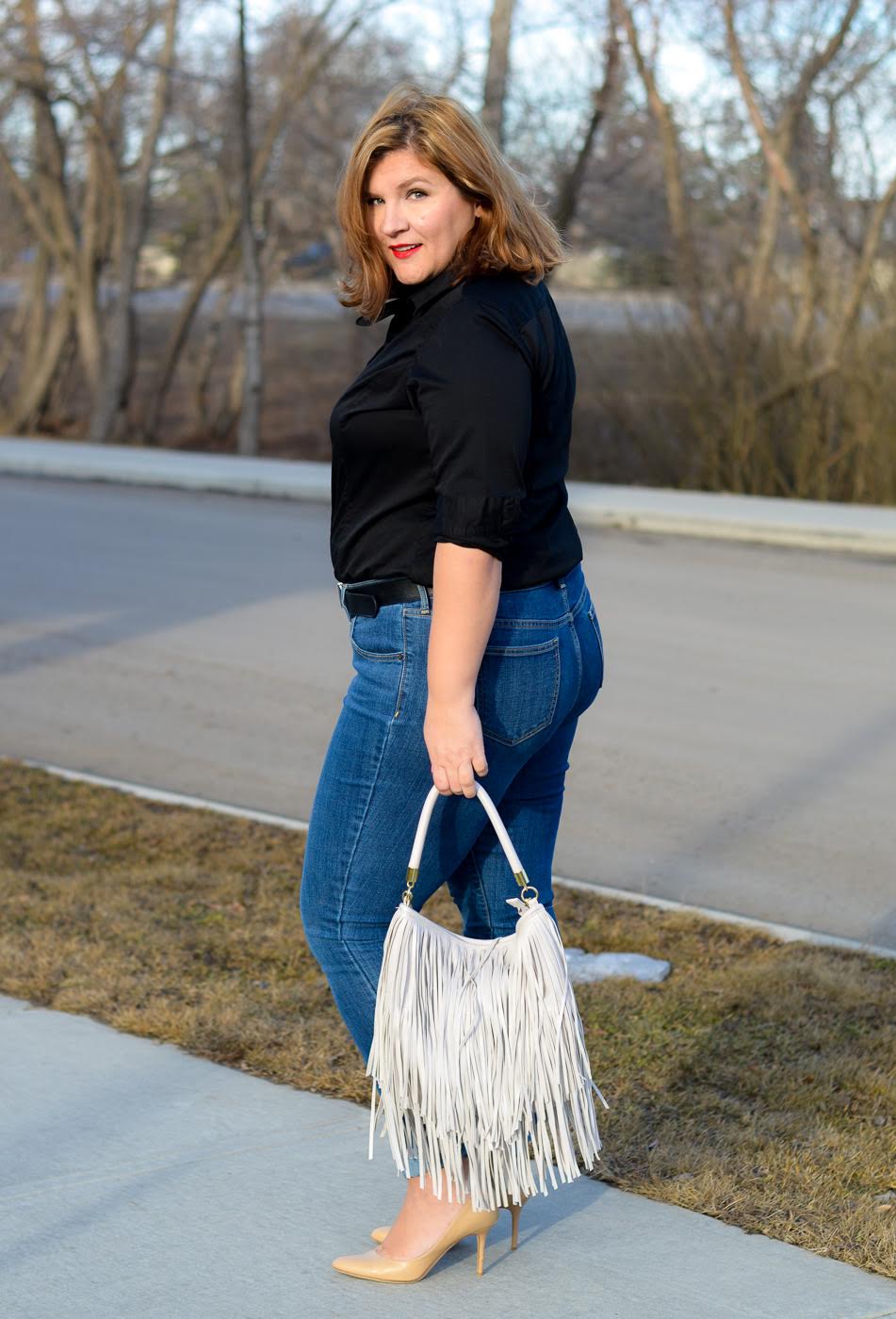 curvy-women-jeans