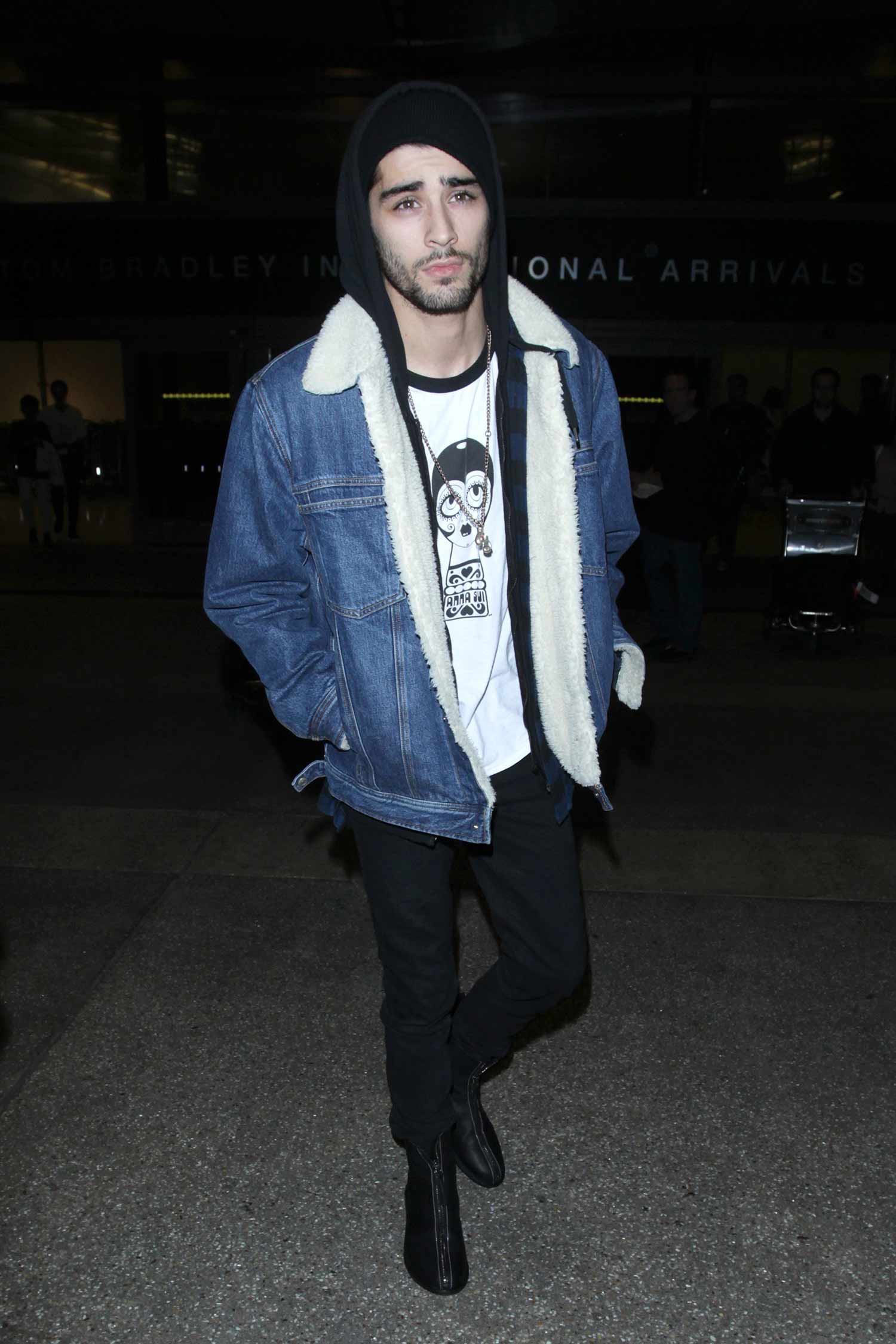 zayn-malik-denim-shealing-jacket