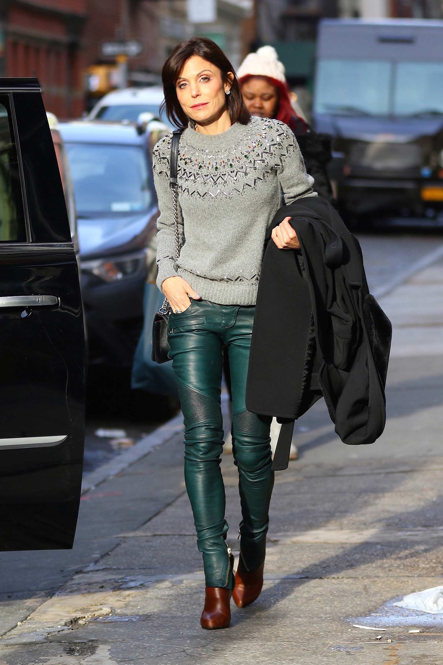 bethenny-frankel-balmain-green-emerald-leather-moto-biker-pants